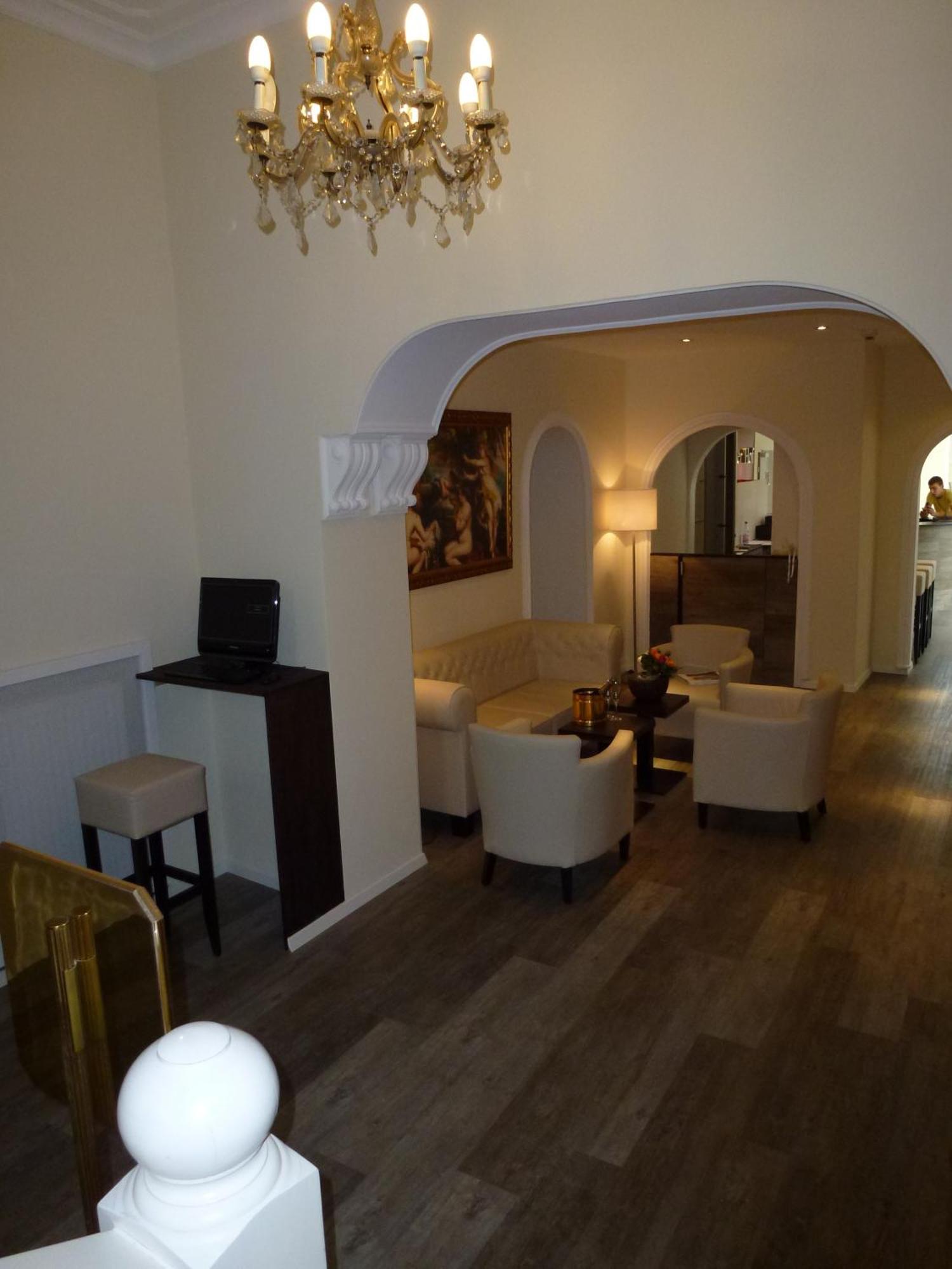 Hotel Rheinischer Hof Bad Soden Bad Soden am Taunus Eksteriør bilde